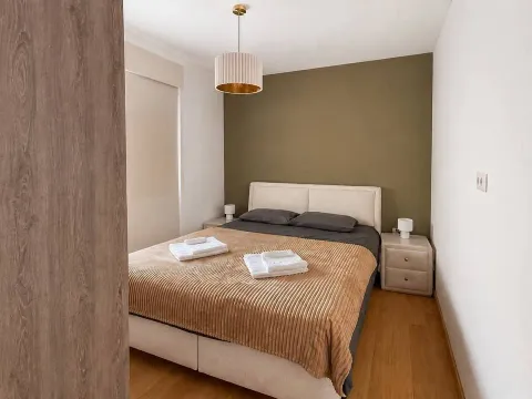 Izdavanje, jednosoban stan, 43m², Bečići, Budva - image 5