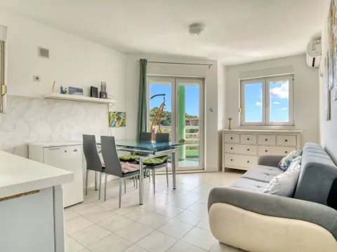 Izdavanje, jednosoban stan, 44m², Petrovac, Budva - image 3