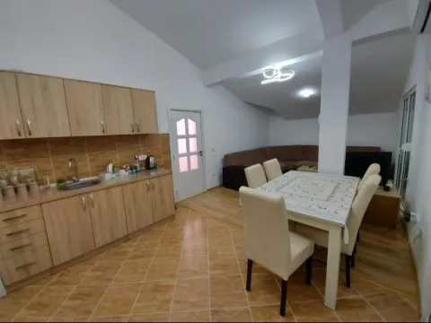 Izdavanje, dvosoban stan, 100m², Ilino, Bar - image 4