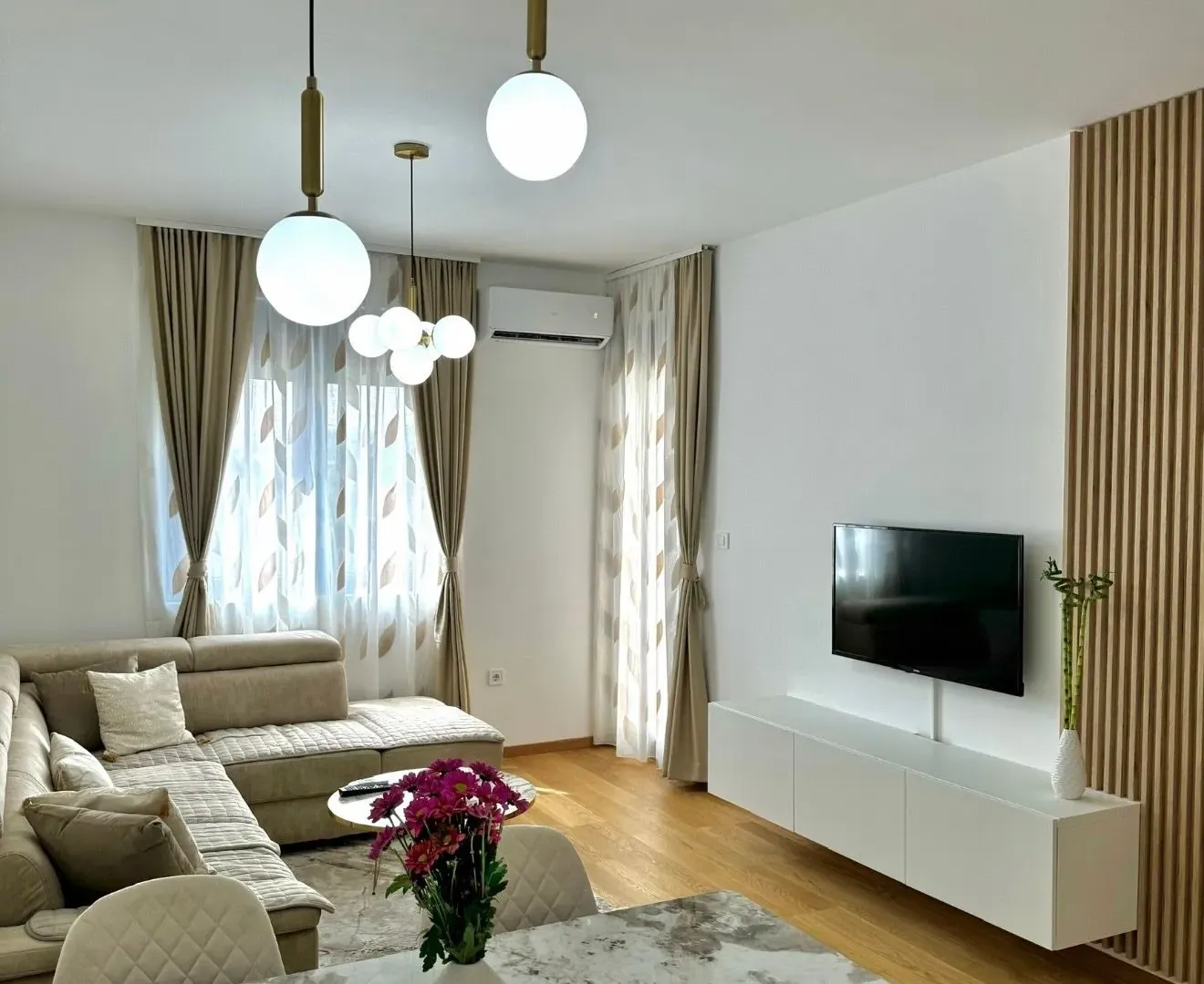 Izdavanje, jednosoban stan, 45m², City Kvart, Podgorica