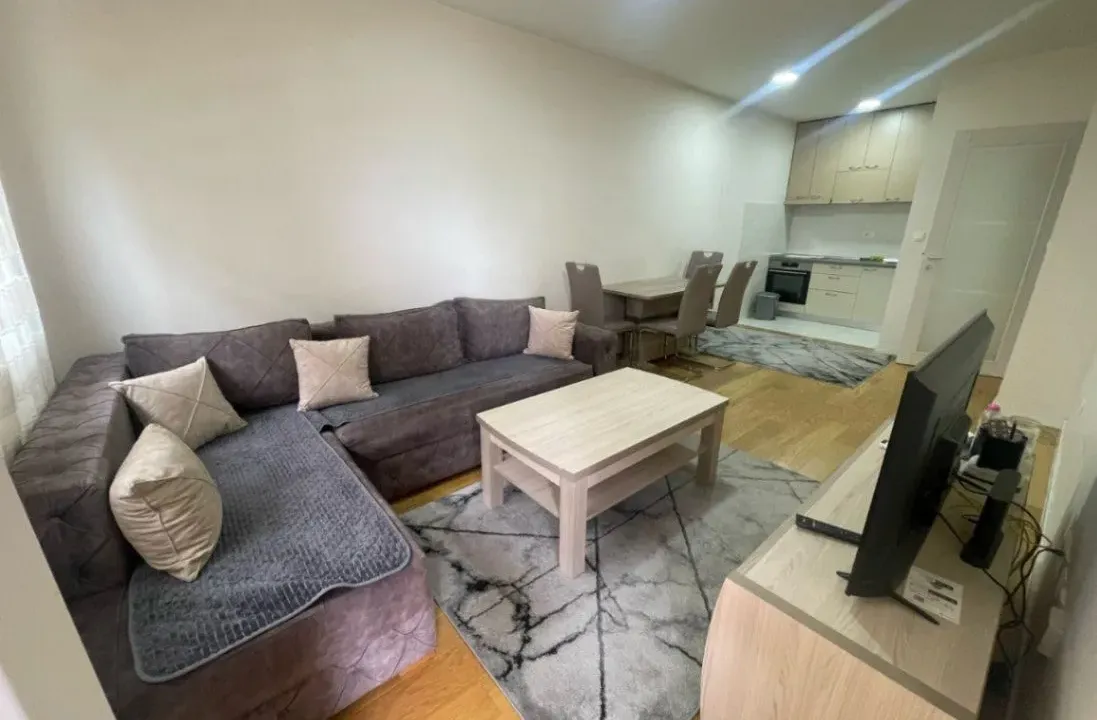 Izdavanje, jednosoban stan, 48m², Podgorica, Crna Gora