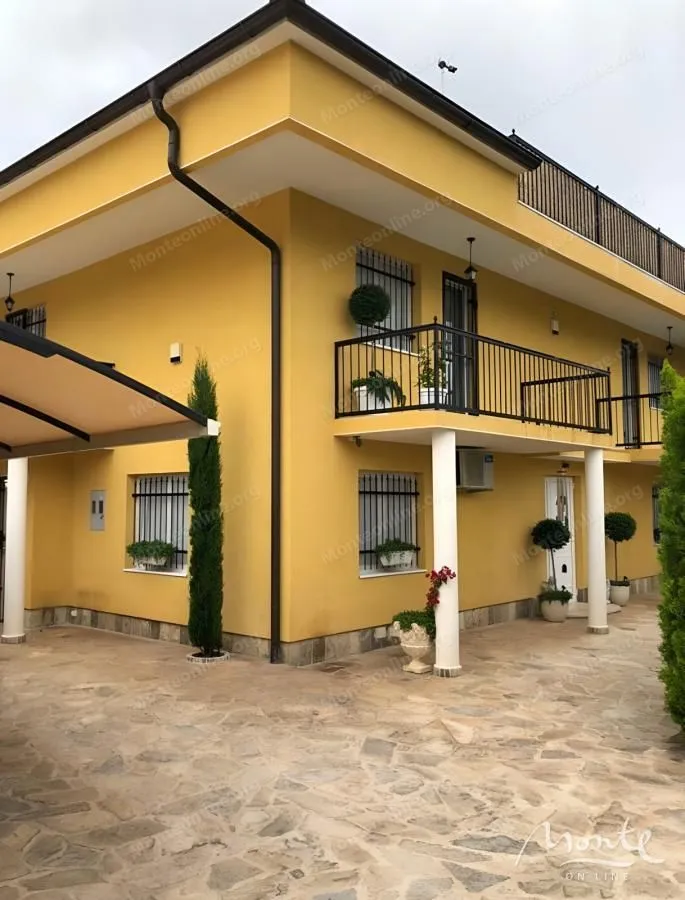 Prodaja, kuća, 190m², Kotor, Crna Gora