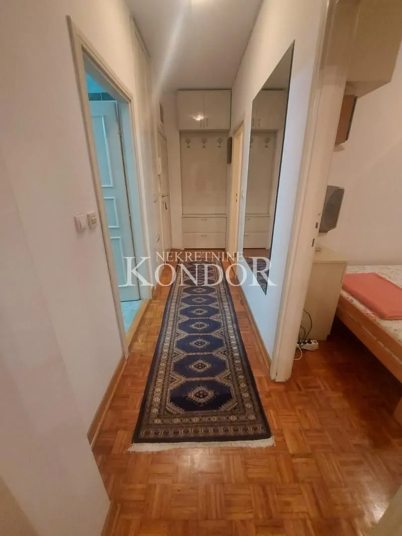 Sale, one bedroom apartment, 46m², Novi Beograd Blok 21, Novi Beograd Sve Podlokacije