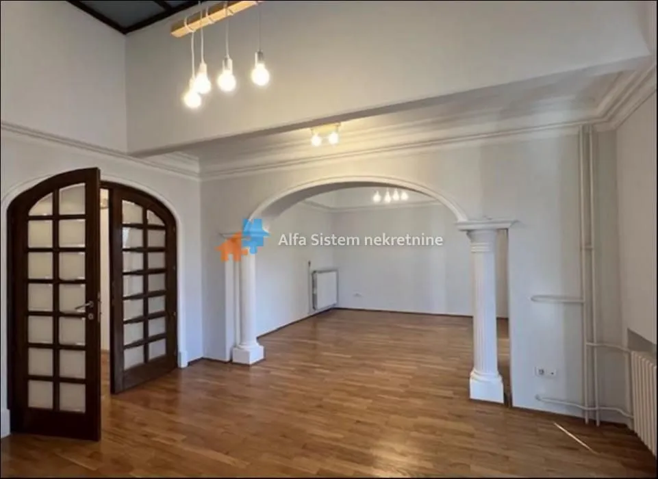 Izdavanje, kuća, 550m², Autokomanda, Voždovac Sve Podlokacije