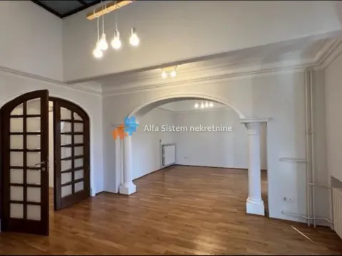 Rent, house, 550m², Autokomanda, Voždovac Sve Podlokacije - image 3