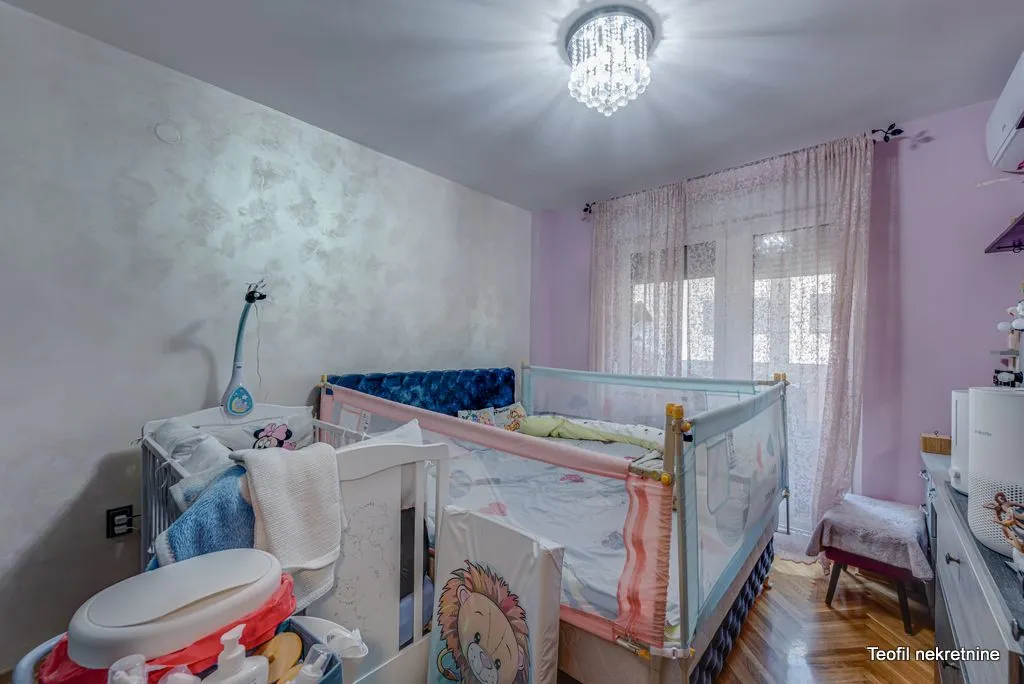 Sale, two bedroom apartment, 84m², Vračar, Šid
