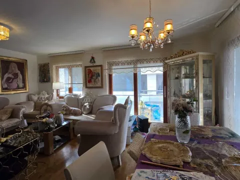 Prodaja, trosoban stan, 130m², Tološka šuma, Podgorica - image 13