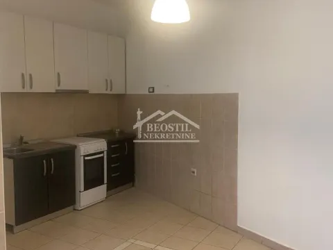 Izdavanje, četvorosoban stan, 135m², Skadarlija, Beograd - image 7