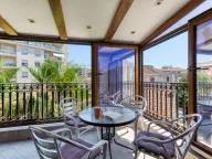 Rent, one bedroom apartment, 45m², Bulevar, Budva - image 13