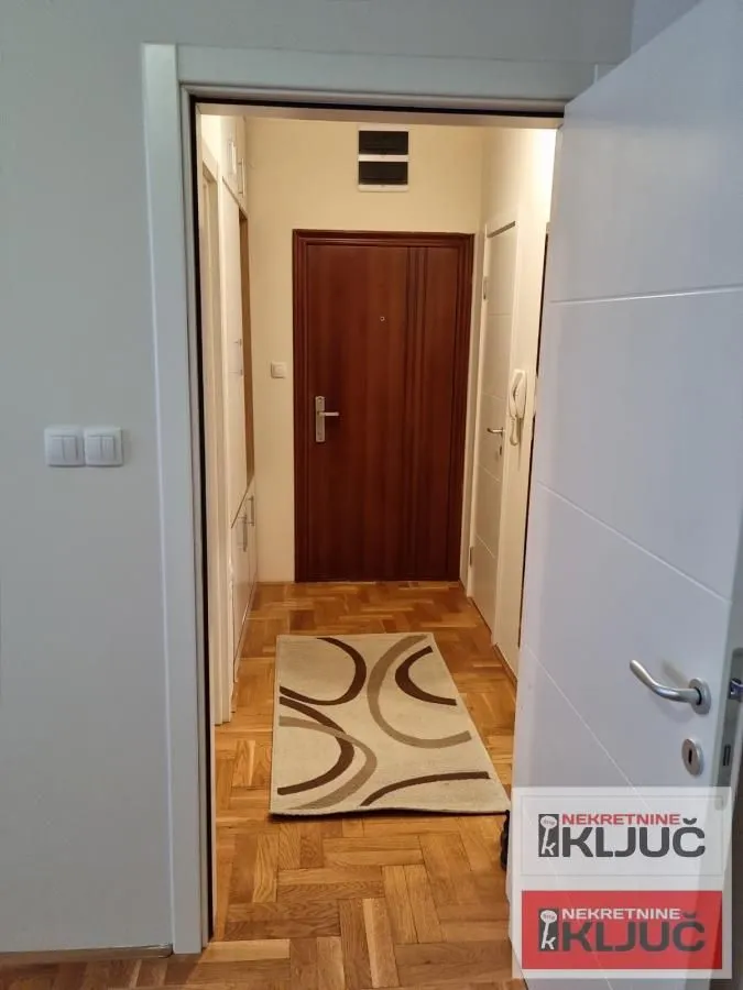 Prodaja, dvosoban stan, 48m², Nova Detelinara, Novi Sad Sve Podlokacije