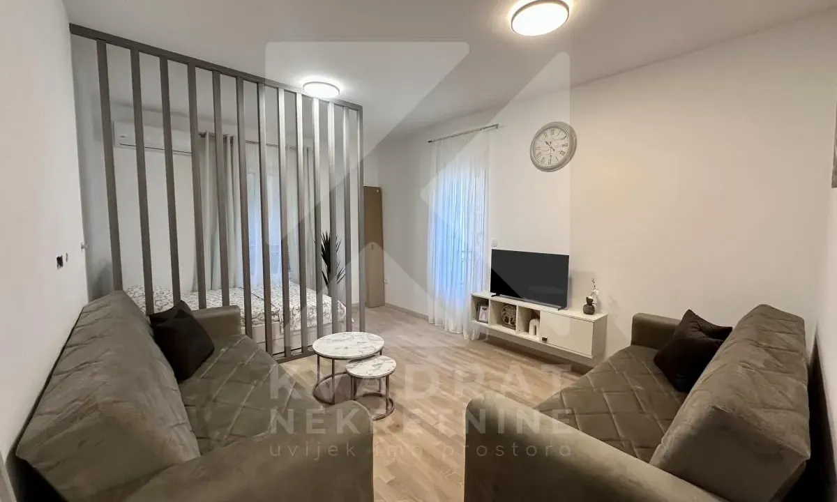 Izdavanje, garsonjera, 37m², Momišići, Podgorica
