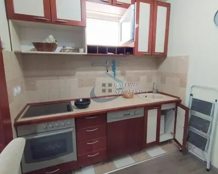 Izdavanje, trosoban stan, 68m², Đeram Pijaca, Beograd - image 8