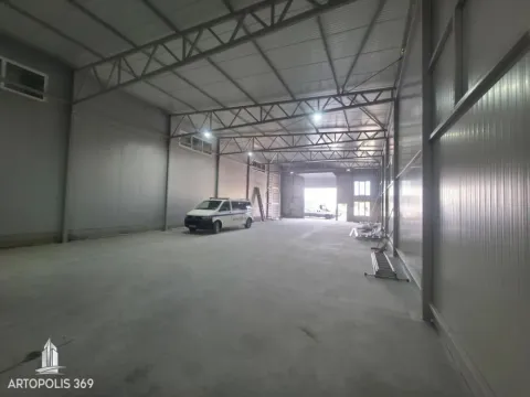 Rent, office space, 370m², Čukarica, Beograd - image 14