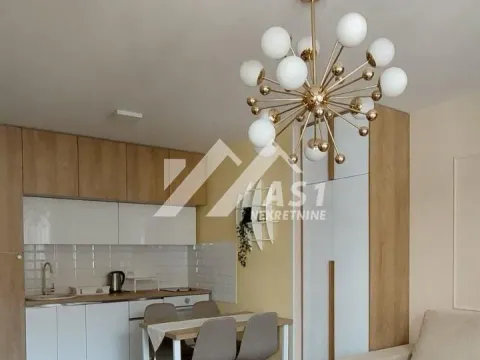 Izdavanje, jednosoban stan, 37m², Bulevar Oslobodjenja, Novi Sad Sve Podlokacije - image 3