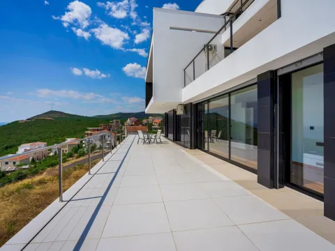 Izdavanje, kuća, 1150m², Krimovica, Kotor - image 37