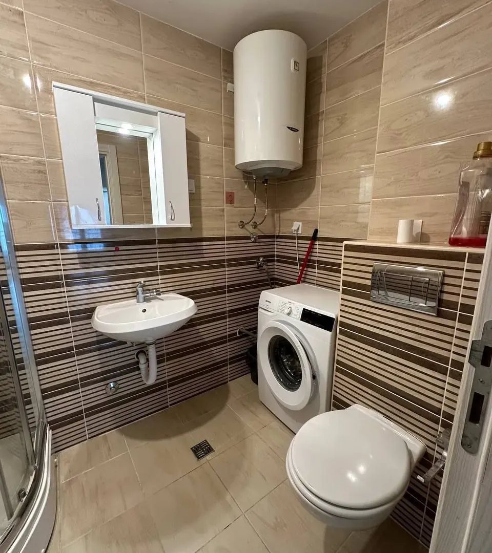 Prodaja, dvosoban stan, 75m², Centar, Budva