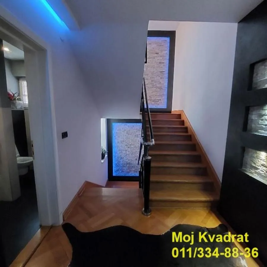 Sale, house, 400m², Banovo Brdo, Beograd