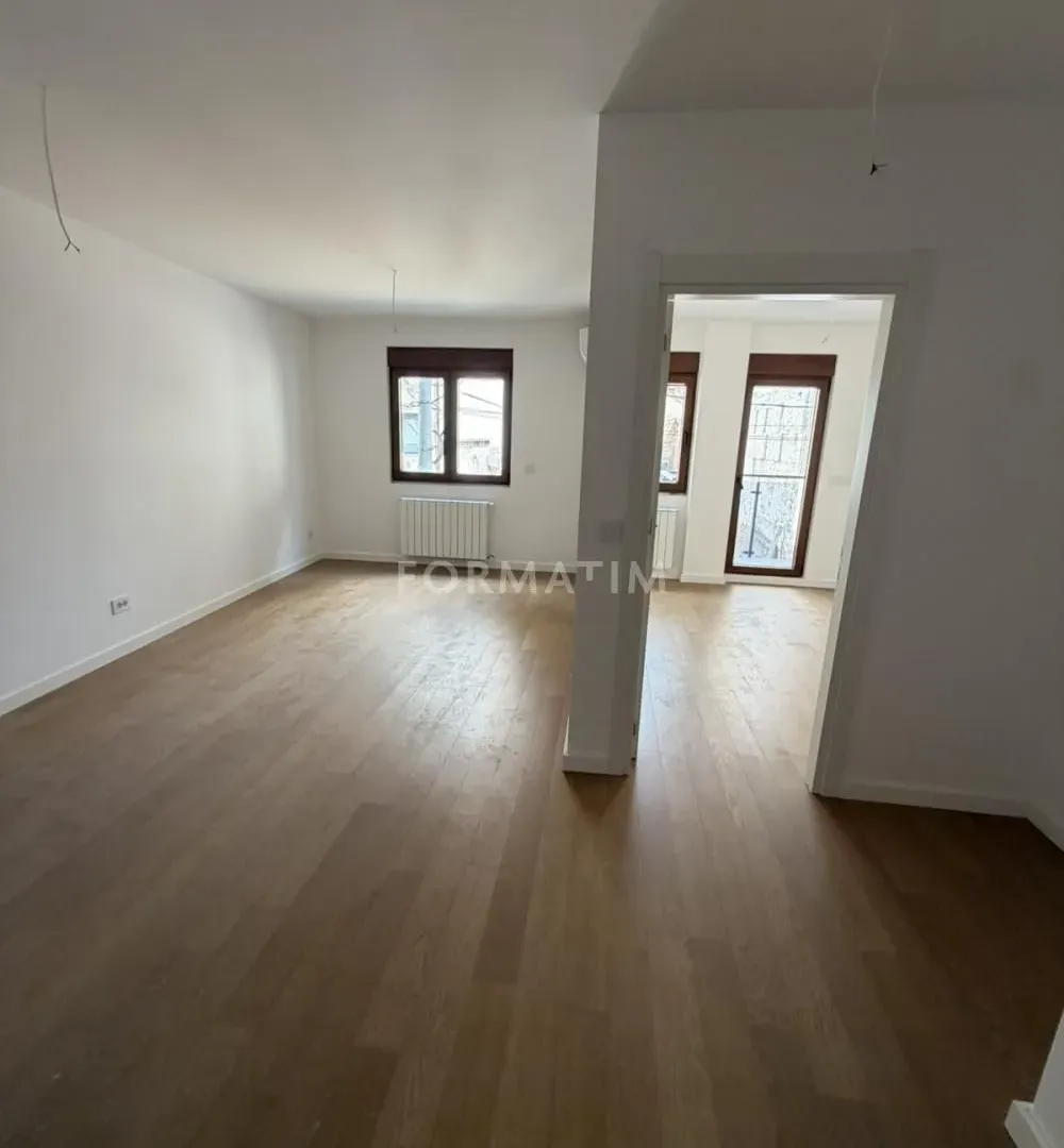 Rent, two bedroom apartment, 47m², Đeram Pijaca, Beograd