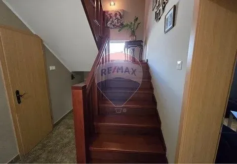 Izdavanje, kuća, 242m², Zagorič, Podgorica - image 11