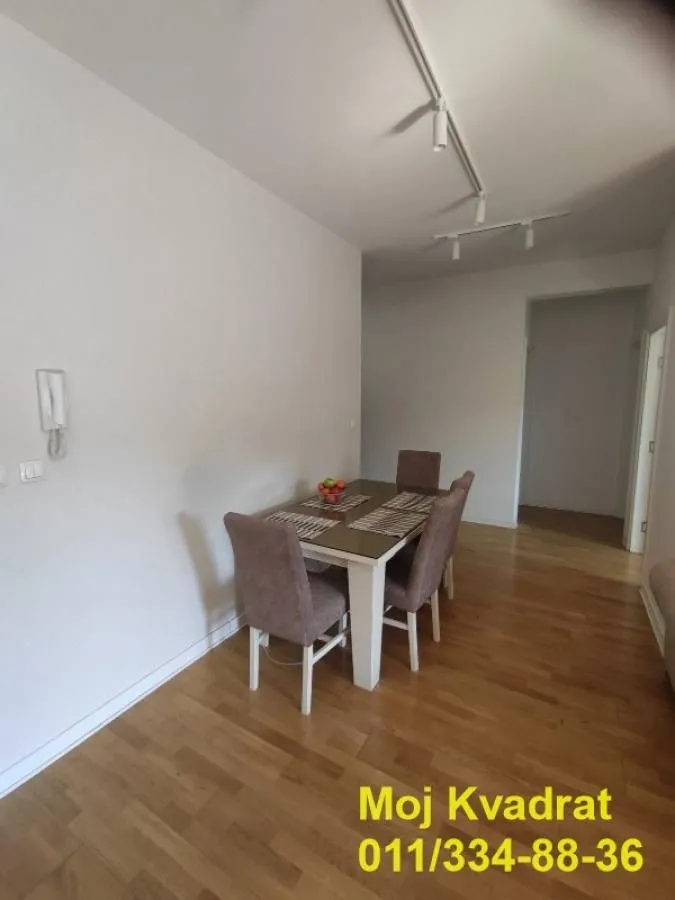 Prodaja, trosoban stan, 74m², Karaburma, Palilula Sve Podlokacije