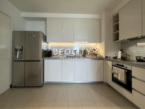 Izdavanje, četvorosoban stan, 120m², Beograd Na Vodi, Beograd - image 6