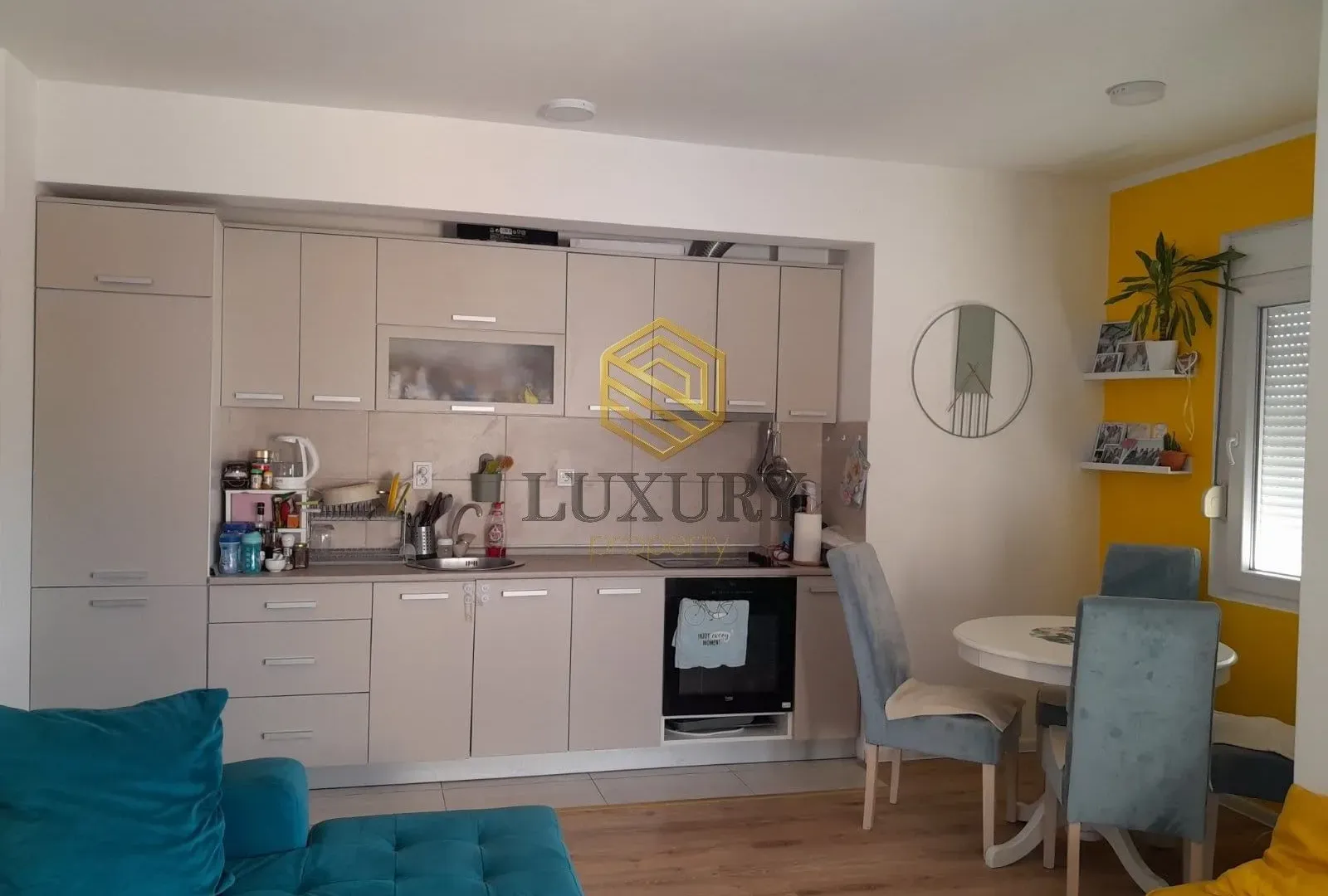 Izdavanje, jednosoban stan, 48m², Stari Aerodrom, Podgorica