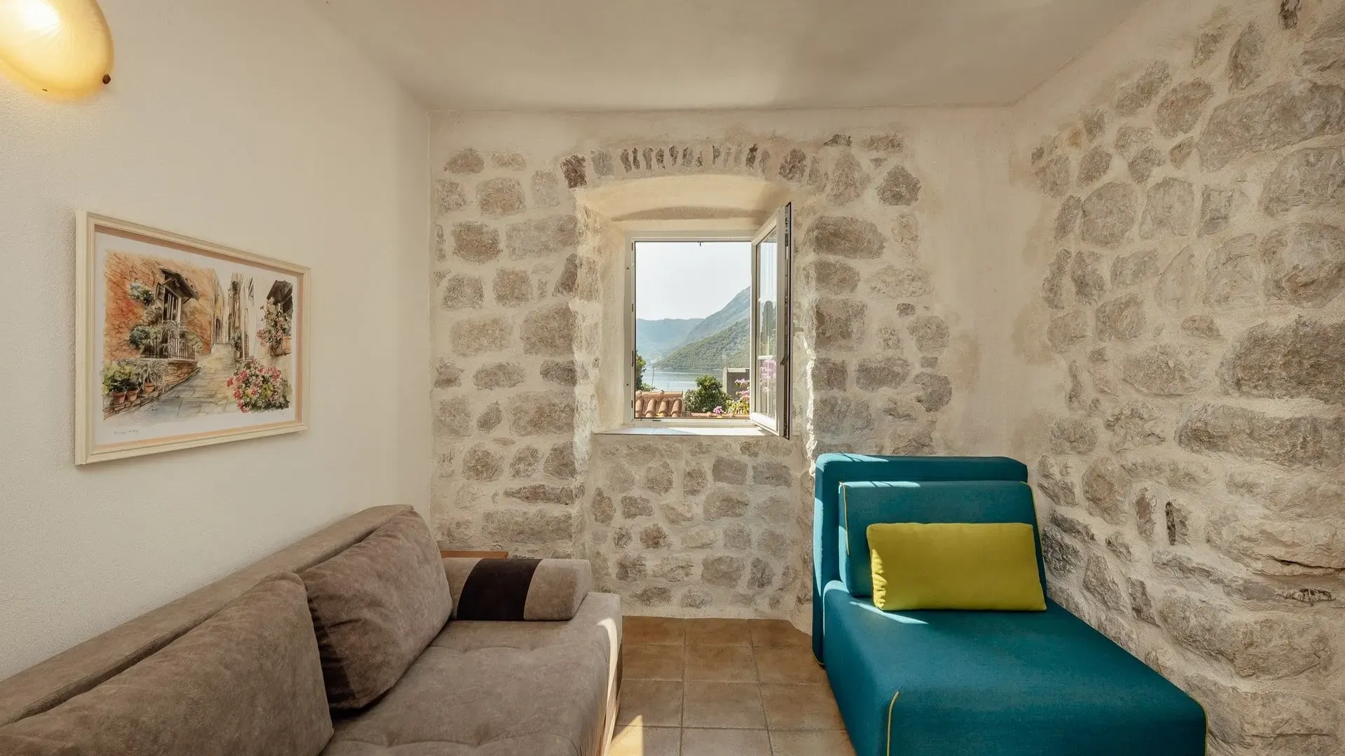 Sale, house, 240m², Risan, Kotor