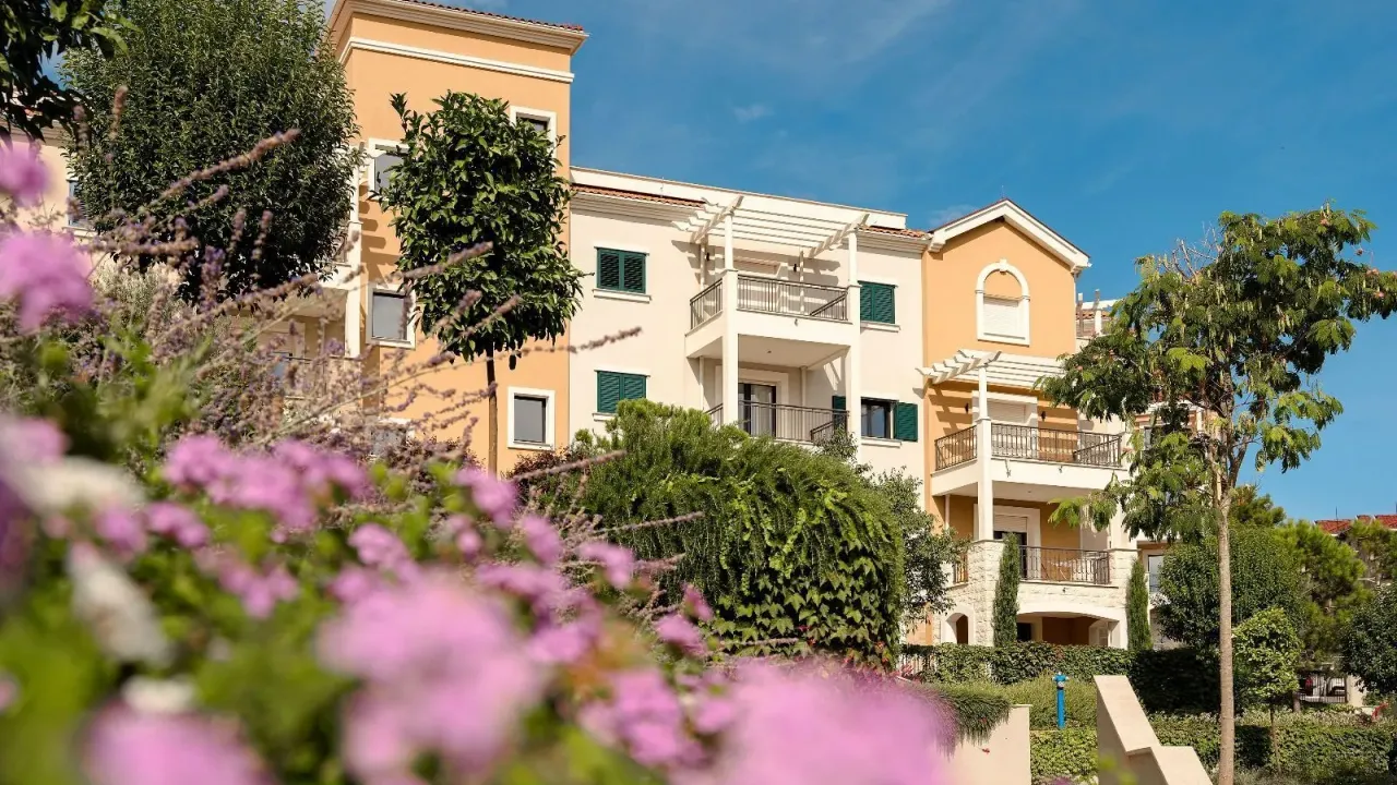 Sale, two bedroom apartment, 98m², Luštica, Tivat