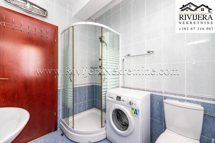 Prodaja, dvosoban stan, 80m², Đenovići, Herceg Novi