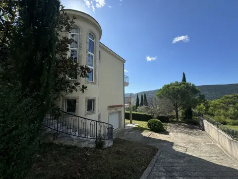 Prodaja, kuća, 307m², Mojdež, Herceg Novi - image 2