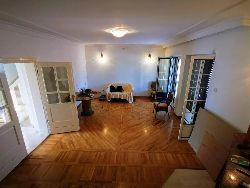 Sale, house, 320m², Podgorica, Crna Gora