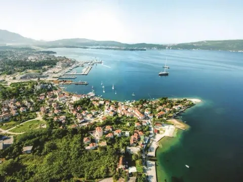 Prodaja, jednosoban stan, 42m², Tivat, Crna Gora - image 12