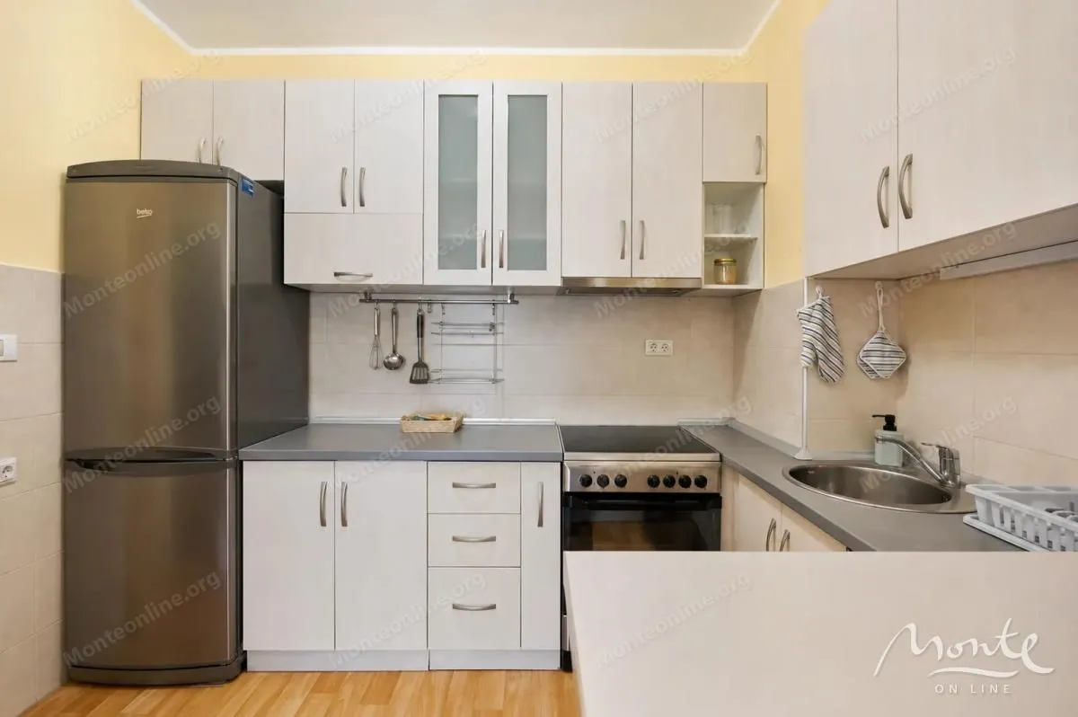 Prodaja, jednosoban stan, 50m², City Kvart, Podgorica