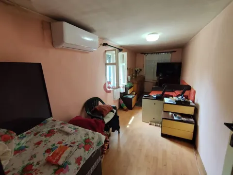 Prodaja, kuća, 114m², Mali Radanovac, Subotica - image 11