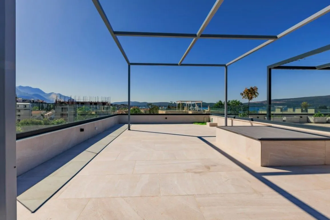 Sale, two bedroom apartment, 154m², Donja Lastva, Tivat