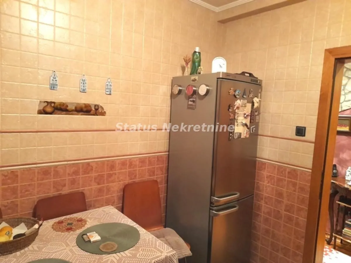 Prodaja, trosoban stan, 54m², Grbavica, Novi Sad Sve Podlokacije