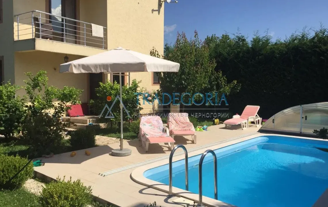 Prodaja, kuća, 180m², Bar, Crna Gora