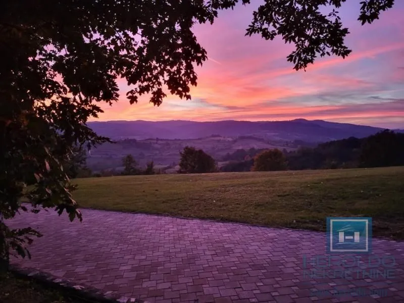 Prodaja, kuća, 228m², Velike Pčelice, Kragujevac