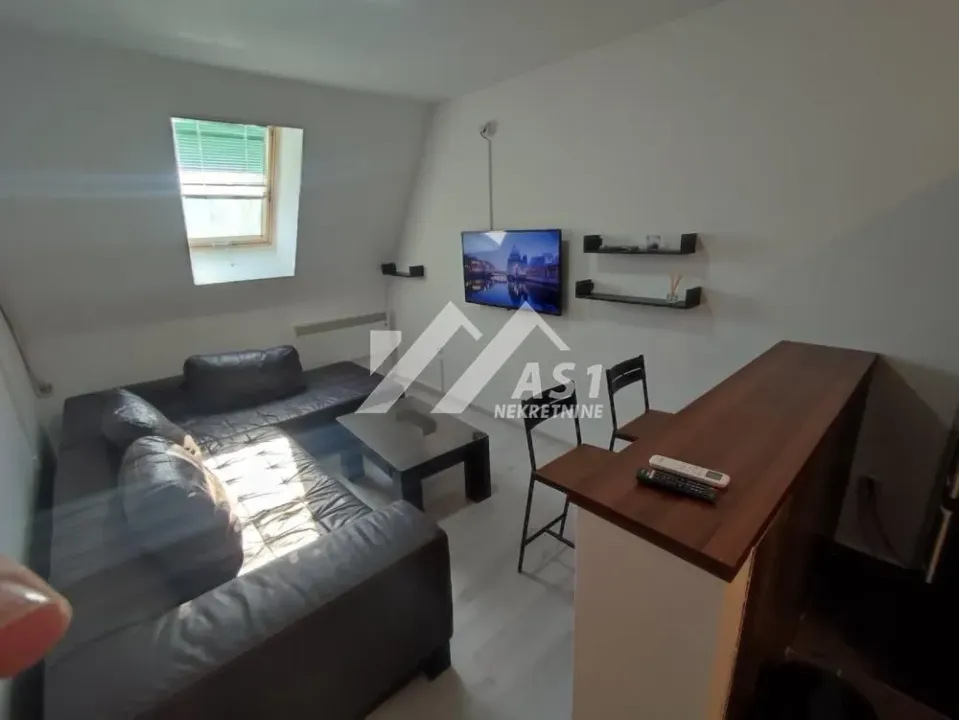 Izdavanje, jednosoban stan, 32m², Detelinara, Novi Sad Sve Podlokacije