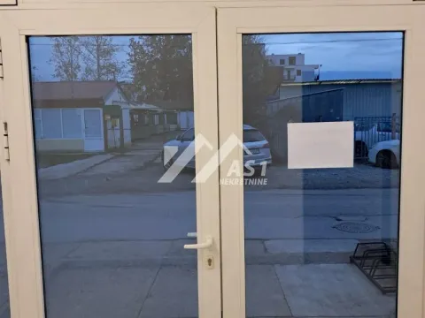 Izdavanje, poslovni prostor, 20m², Veternik, Novi Sad Sve Podlokacije - image 8