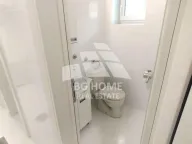 Izdavanje, poslovni prostor, 206m², Batajnica, Beograd - image 11