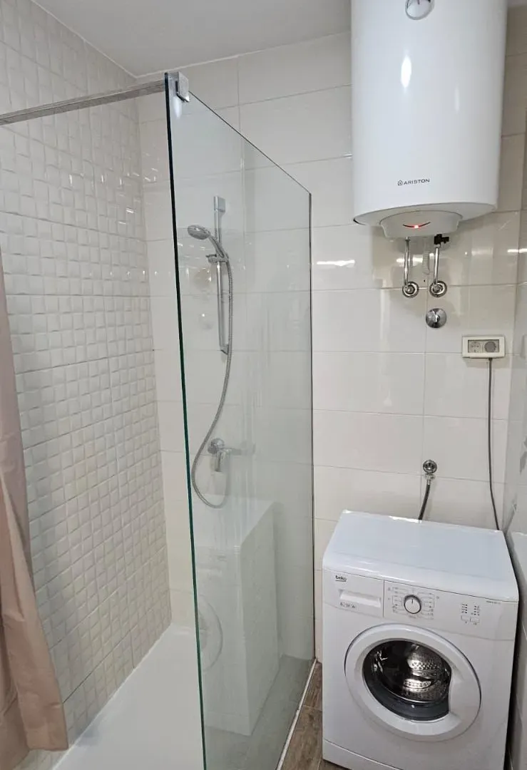 Izdavanje, jednosoban stan, 47m², City Kvart, Podgorica