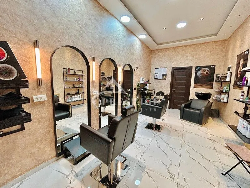 Izdavanje, poslovni prostor, 23m², Ljubović, Podgorica