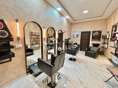 Izdavanje,  poslovni prostor, 23m2, Ljubović, Podgorica