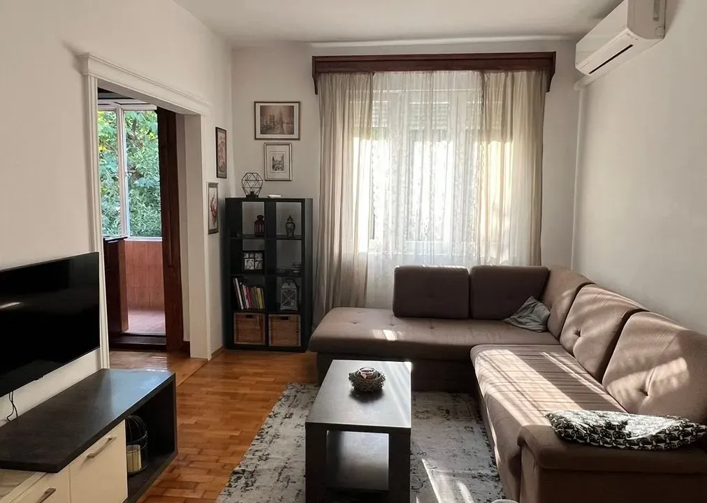 Izdavanje, stan, 63m², Centar, Podgorica