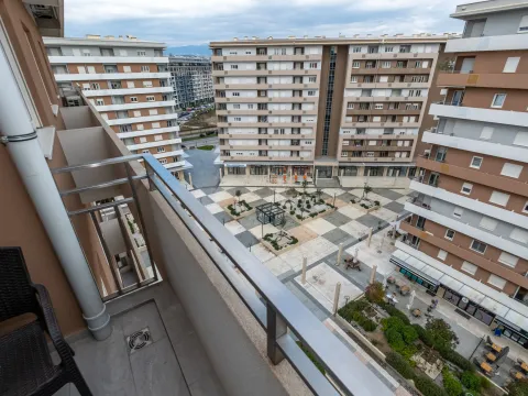 Izdavanje, dvosoban stan, 69m², Central Point, Podgorica - image 8