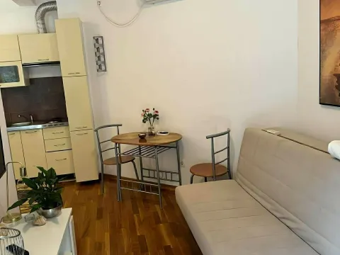 Rent, one bedroom apartment, 32m², Rafailovići, Budva - image 5
