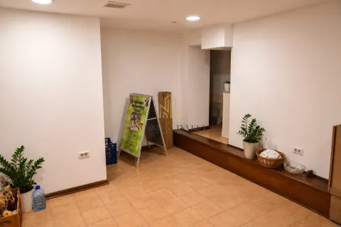 Rent, office space, 63m², Centar, Podgorica - image 12