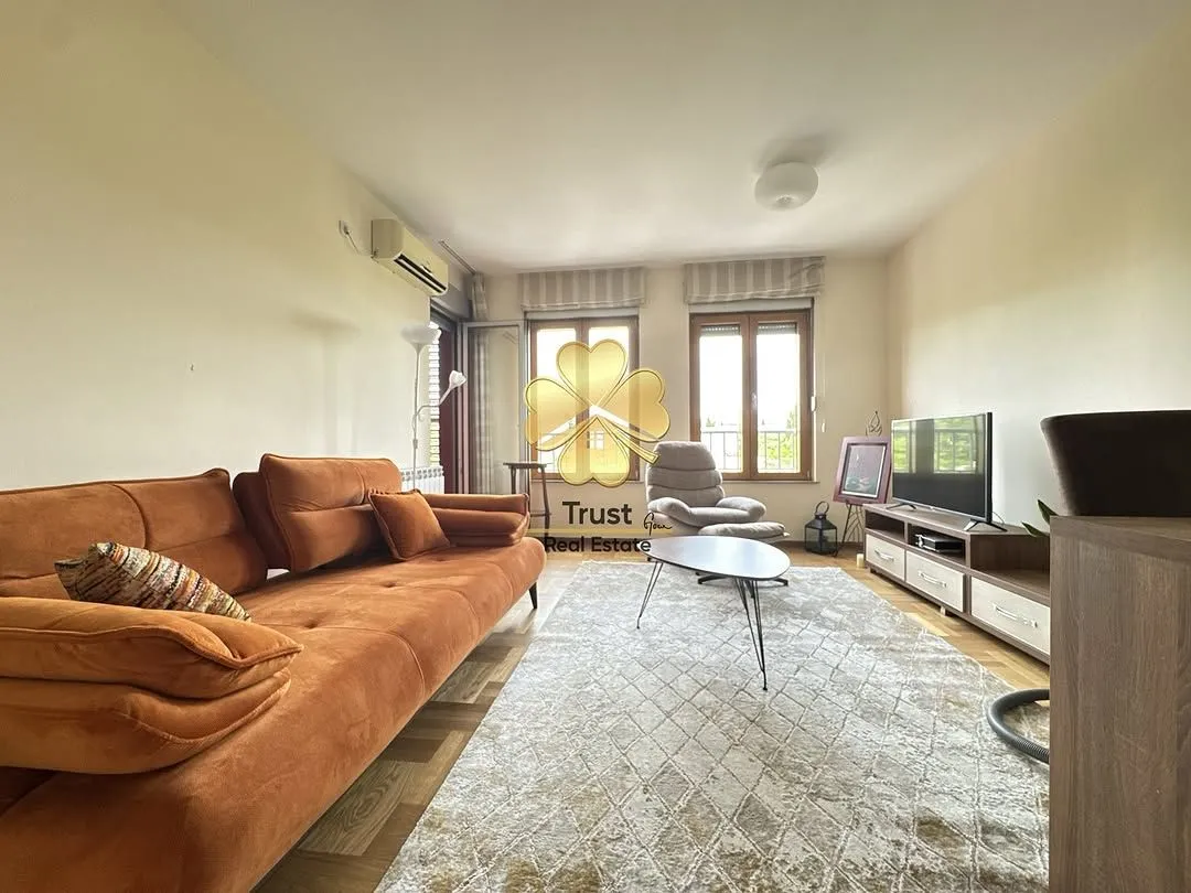 Izdavanje, jednosoban stan, 50m², Preko Morače, Podgorica