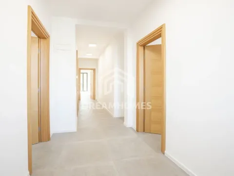 Izdavanje, poslovni prostor, 120m², Centar, Podgorica - image 3